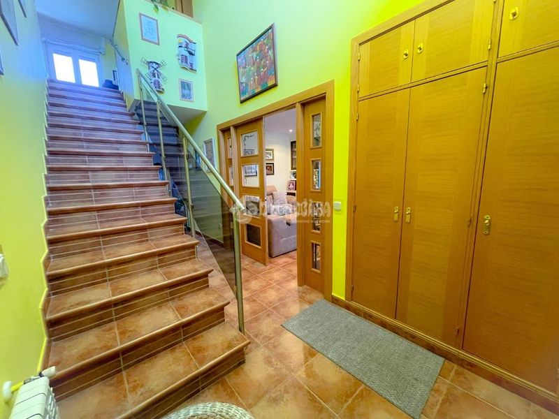 Foto c427946e-4ec5-43e0-9919-7793be9edf48. Casa amb calefacció aparcament a Guadarrama