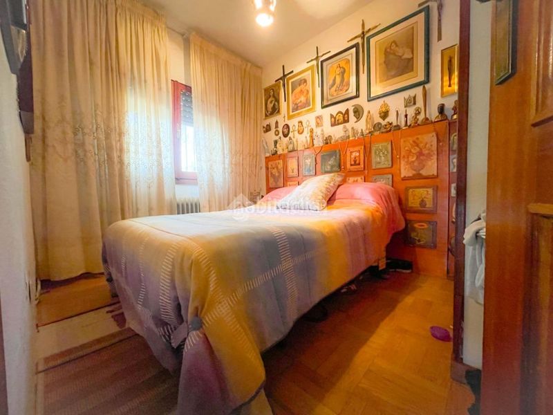 Foto 0bdef882-e4f6-4d3e-b79c-5b4a95fe7796. Casa amb calefacció a Guadarrama
