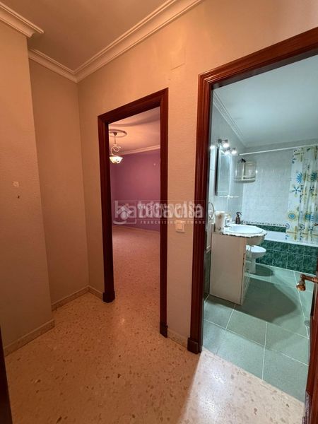 Foto 1ff3df8b-2d78-4088-b054-818b332b5968. Piso  en venta en Estación - La Fontanilla - El Tinte Utrera