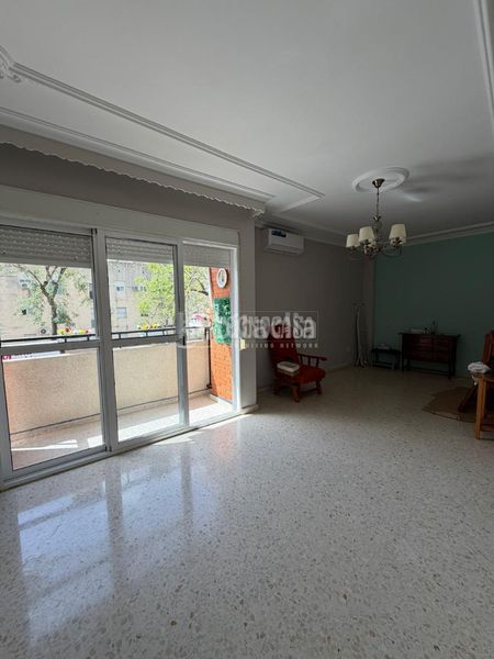 Foto 69979e51-bfb5-4abd-a0e9-619fe706dff9. Piso  en venta en Estación - La Fontanilla - El Tinte Utrera