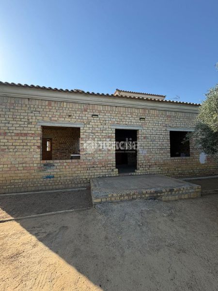 Foto 0e92ee99-ab8c-4d6b-b775-4193e7f12a1a. Masia amb calefacció aparcament piscina a Pedanías Norte Utrera
