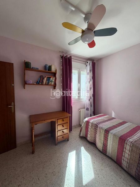 Foto 2117e864-4c7e-4040-aab7-f4b92a917367. Casa aparellada amb piscina a Torre Cruz - Los Molinos Utrera