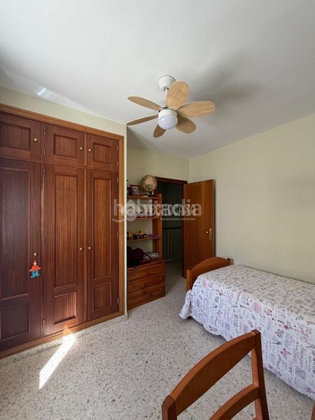 Foto 95edddae-7af1-403e-884c-e72a2e9db87d. Casa aparellada amb piscina a Torre Cruz - Los Molinos Utrera