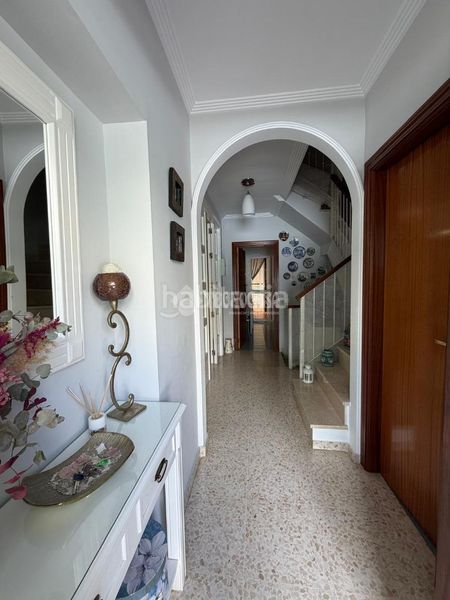 Foto c92861f3-f340-4936-a6fc-75d81b7725e2. Casa aparellada amb piscina a Torre Cruz - Los Molinos Utrera