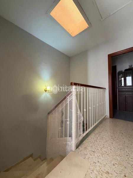 Foto d913e4b5-8049-423e-b948-429ac5cd3dcc. Casa aparellada amb piscina a Torre Cruz - Los Molinos Utrera