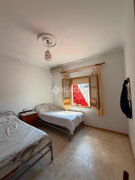 Foto eddfbb93-c2fb-422b-859d-0364c35ec963. Casa amb calefacció a Molares (Los)