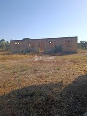 Finca rústica a Pedanías Norte. Terrenos en venta en utrera