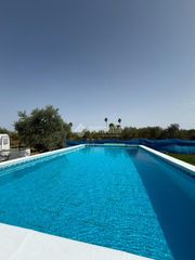Mas à Pedanías Norte. Casa rural en venta en utrera