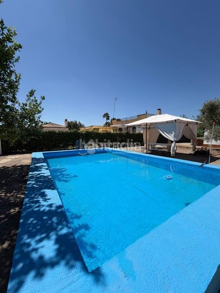 Foto d7154ff6-4fcd-45df-9d9d-23003ff11650. Masia amb calefacció piscina a Pedanías Norte Utrera