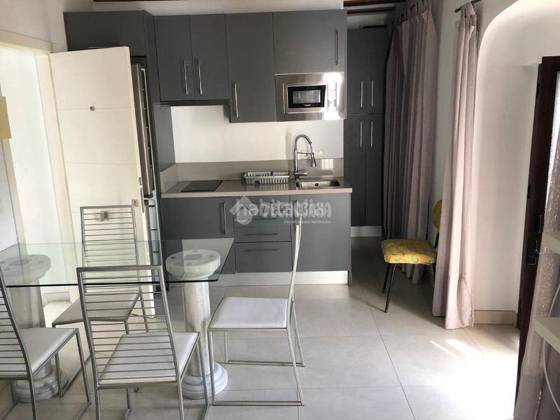 Foto 75c98ec0-7898-4db3-b4c7-a515a2dc9c55. Rent studio with heating in Centro Utrera