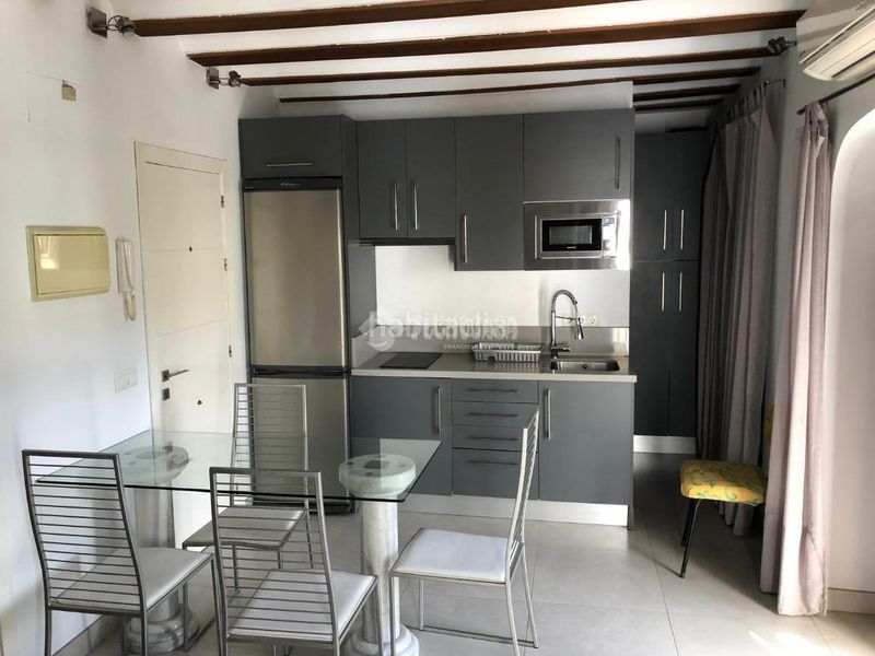 Foto ae24fd2e-98f4-4e9c-90f2-69c9034e1e47. Rent studio with heating in Centro Utrera