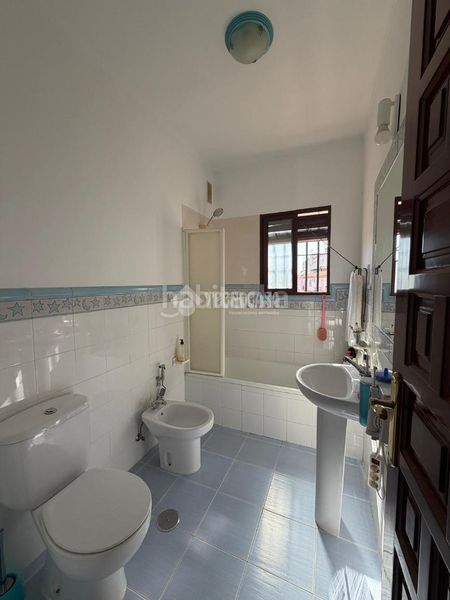 Foto 7adb3406-5033-4b8b-a5d9-633f3d7b19eb. Lloguer casa amb calefacció a Torre Cruz - Los Molinos Utrera
