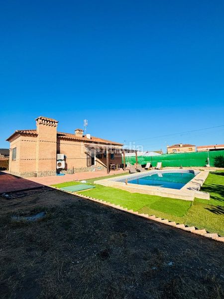 Foto 5d2332a6-cce8-42f7-a25a-c17b81067986. Casa  en venta en Escalona