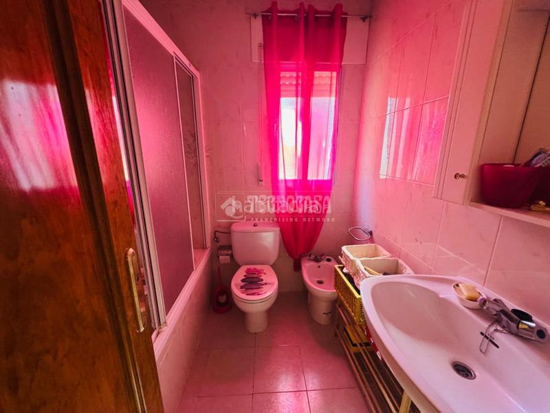 Foto 0441c769-8c3a-4e6f-aba2-16f6948f6e9c. Casa  en venta en Almorox