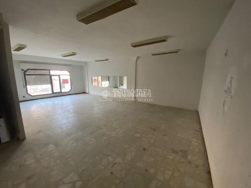 Foto 3ed2a2a4-5b38-4a7e-a974-1d898a58e22b. Local comercial a Cenicientos