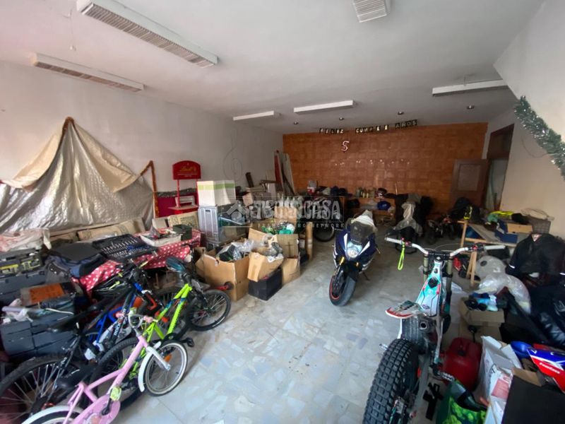 Foto a0132de3-b293-4fbc-b23d-dd8e091582ae. Local comercial a Cenicientos