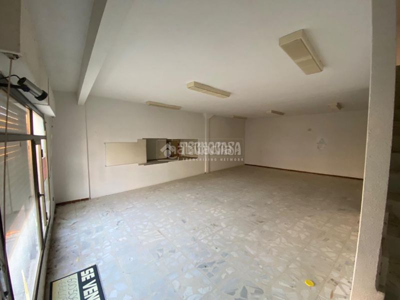 Foto b1f9e92a-6d1f-43b0-8c8a-017b79bd7f80. Local comercial a Cenicientos
