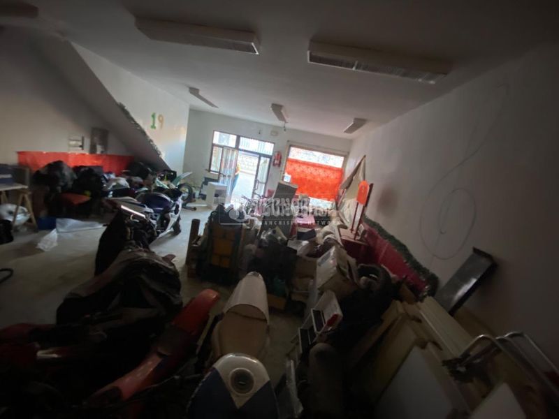 Foto eb188594-9ddd-4a8d-b347-84288602efc9. Local comercial a Cenicientos