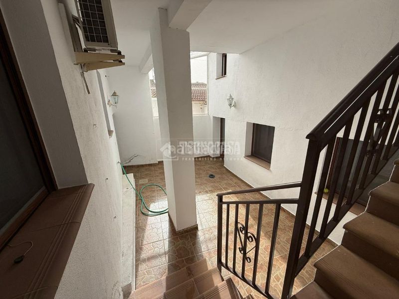 Foto 06601fdd-3899-4683-bd44-e3168314aaad. Casa aparellada amb calefacció a Almorox