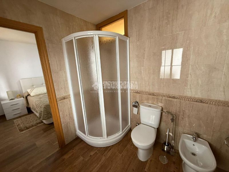 Foto 0aff11a6-08b0-4271-a2a2-6bf88114cacc. Casa aparellada amb calefacció a Almorox