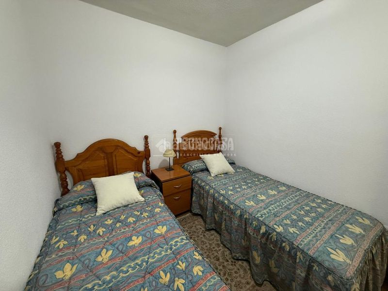 Foto c30e350a-2bf4-4c1c-8e71-45cbd3ae3ac9. Casa aparellada amb calefacció a Almorox