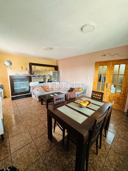 Foto 19b74006-e427-4af7-9d6b-2214fcb31e90. Casa  en venta en Escalona