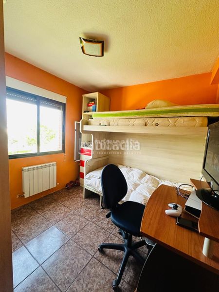 Foto 275e31af-d460-4782-bce5-7a6ea79b4aa7. Casa  en venta en Escalona
