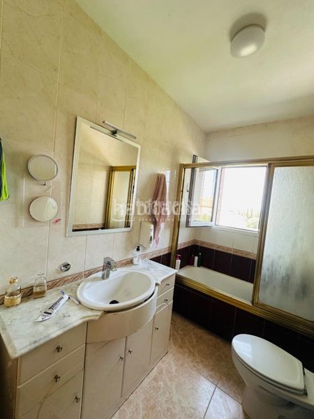 Foto 2ff26756-86ec-47f6-ab18-1e2d4bbd3c12. Casa  en venta en Escalona