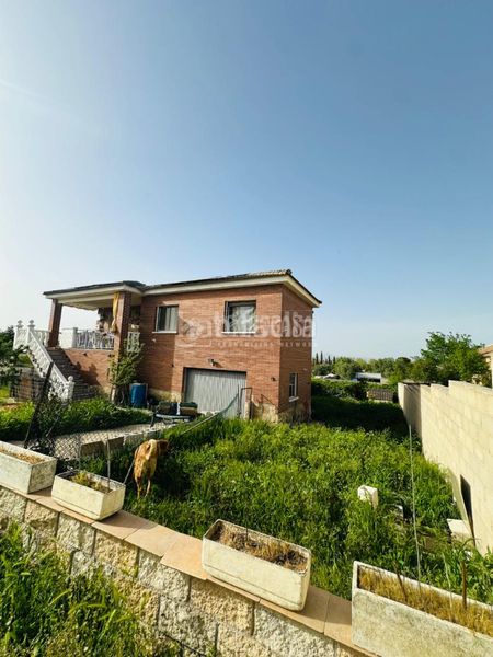 Foto 51d89e98-1e4a-4b43-b2e4-1360b35a16d7. Casa  en venta en Escalona