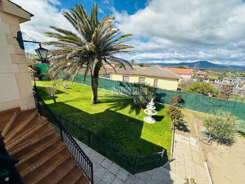 Foto f9472677-8cd2-4764-b342-7a1ba9f263c8. Casa amb calefacció piscina a Escalona