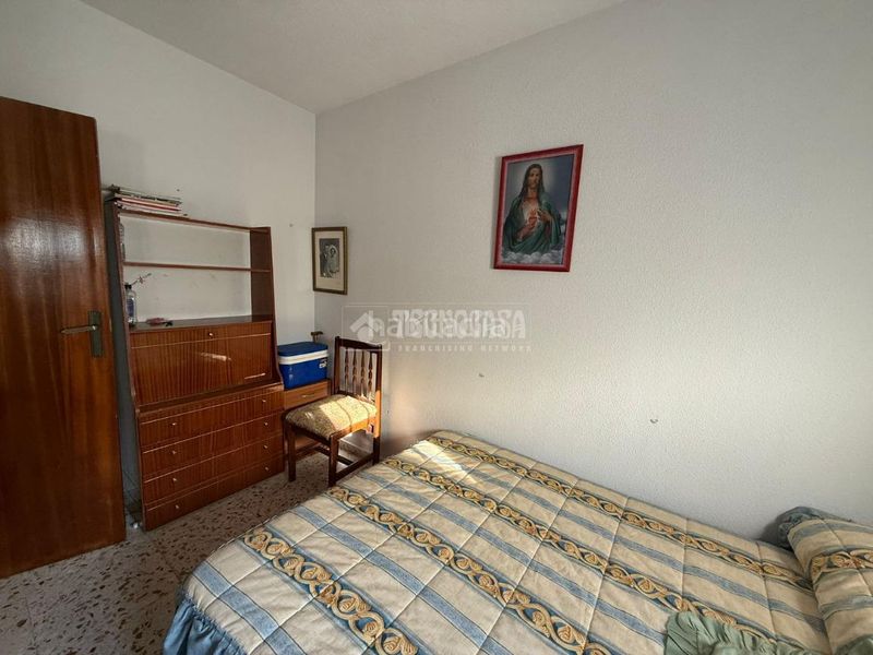 Foto 0c3965a7-9f21-478d-a15f-cd0a7105a3c8. Casa aparellada amb aparcament a Almorox