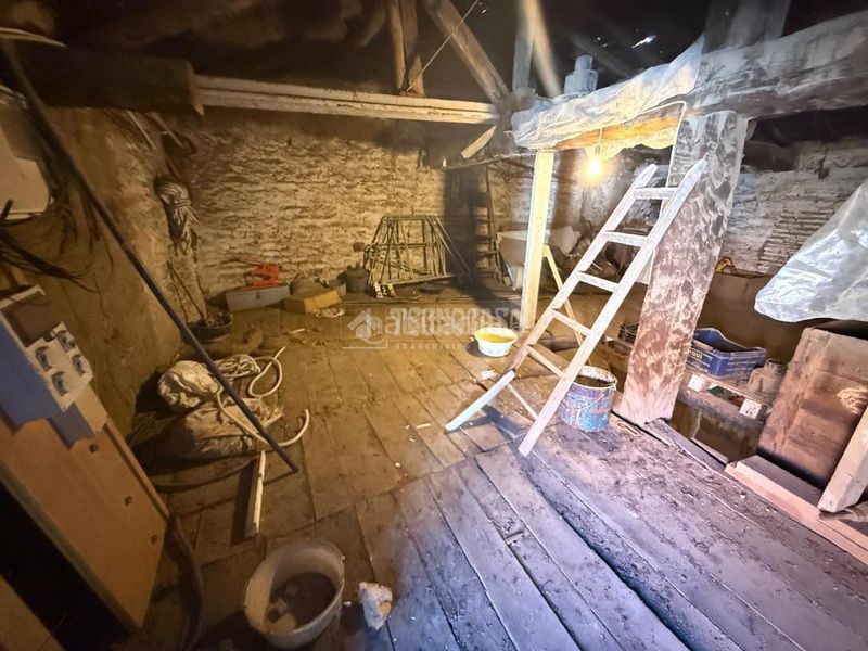 Foto c93fa8aa-af5d-4086-b701-f48c6e9863c1. Casa aparellada a Almorox