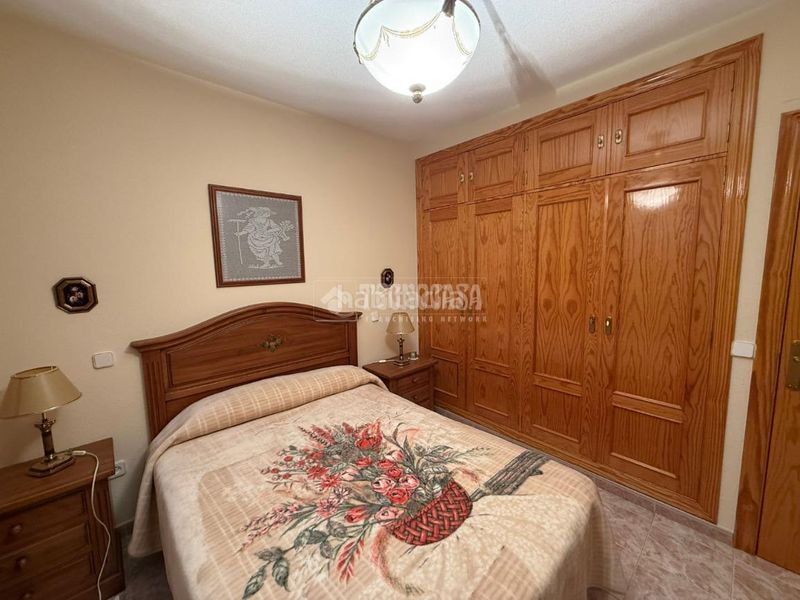 Foto 0ce3560a-d52c-484d-8086-9f3d571e057e. Casa aparellada amb calefacció a Almorox