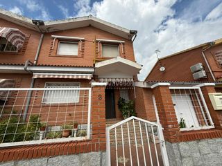 Casa bifamiliare in Almorox. Casa en venta en almorox