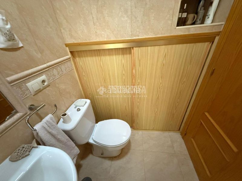 Foto 3e3c713c-dd4a-4192-9357-4f270df0335b. Casa aparellada amb calefacció a Almorox