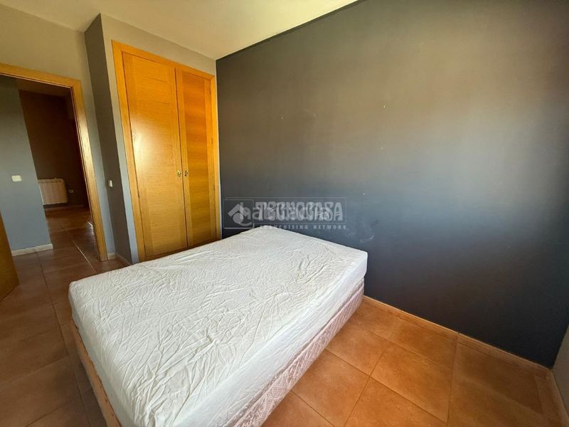 Foto 48087bb2-f50c-4de3-a5ad-aadc752af7aa. Piso  en venta en Almorox
