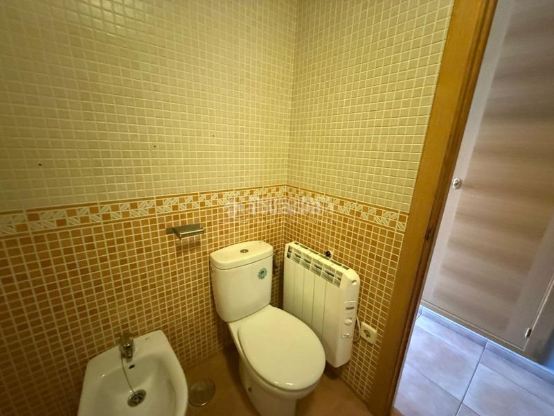 Foto ff3a82bb-ae37-40fe-9a33-0ec61dd79a1e. Piso  en venta en Almorox