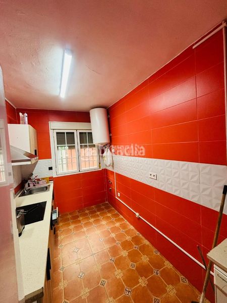 Foto 14c0f8e9-43d7-4cac-b33e-46395d9eecb0. Casa amb aparcament a Escalona