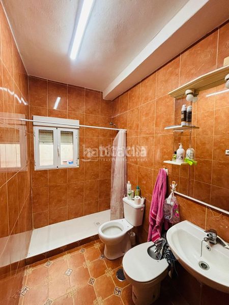 Foto 63d25912-ad63-4429-9e1d-75880478261c. Casa amb aparcament a Escalona