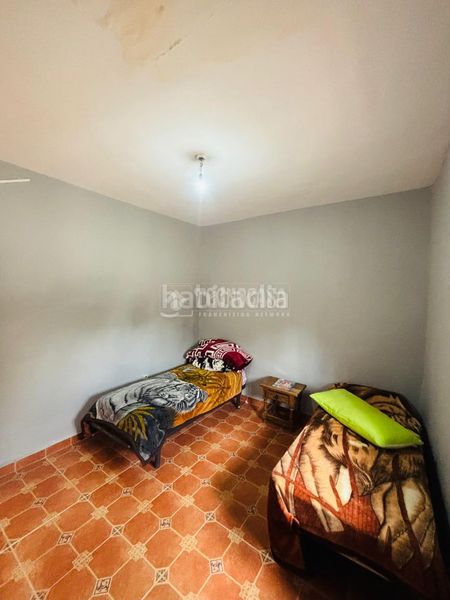 Foto 9400cdd9-4d96-4a50-8258-009fd0a35bfb. Casa amb aparcament a Escalona