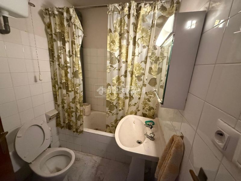 Foto c90bd627-b269-403e-804d-a5cf382056e5. Casa aparellada a Almorox