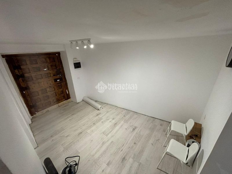 Foto d165ee24-ee6f-4bd3-b134-233b342ef436. Casa aparellada a Nombela