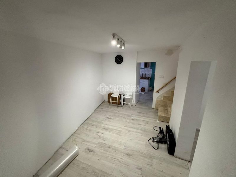 Foto da236c1d-1bef-4523-8bff-2ba78375ce27. Casa aparellada a Nombela