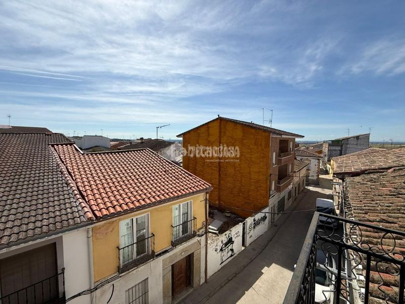 Foto 94681d7e-0b59-408b-97de-5b918bfbbea1. Piso  en venta en Almorox