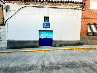 Maison jumelée à Almorox. Casa en venta en almorox
