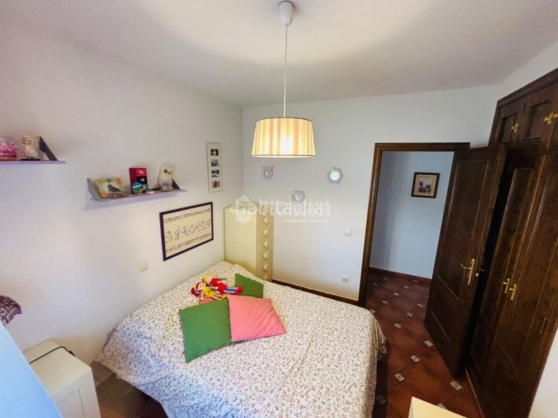 Foto 064e2abc-fffe-4bd6-9c23-9d8c3b15a145. Casa amb calefacció a Escalona