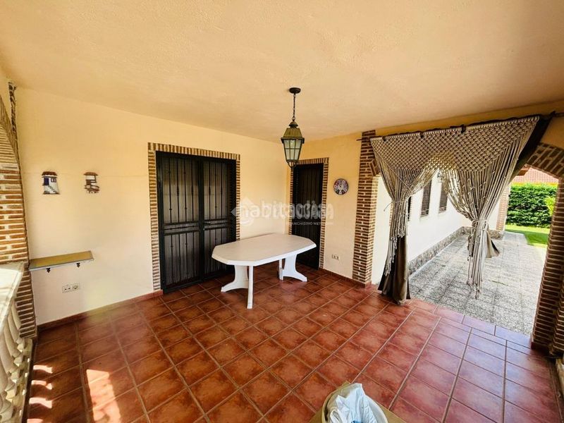 Foto 6219b0db-3b92-487f-9173-9f30d8841214. Casa amb calefacció a Escalona