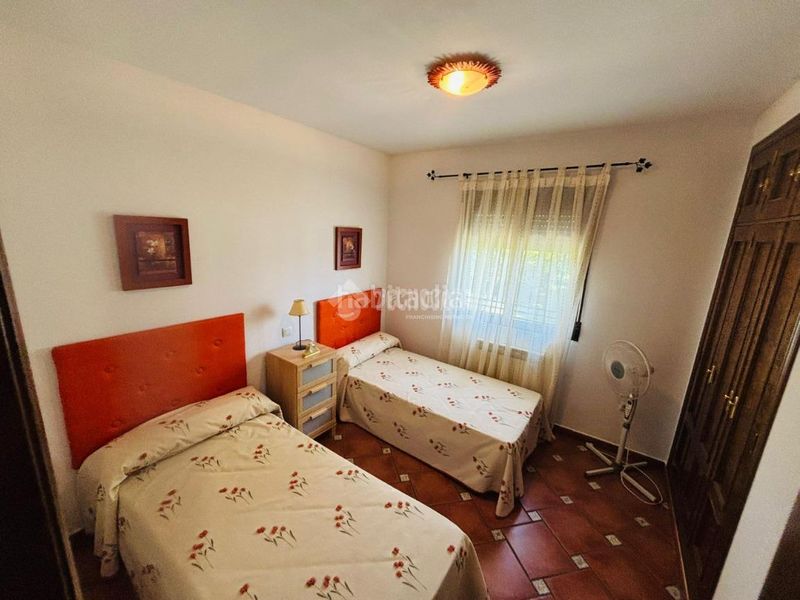 Foto 854d3daa-e96c-46f8-b86e-488ed41a99fe. Casa amb calefacció a Escalona