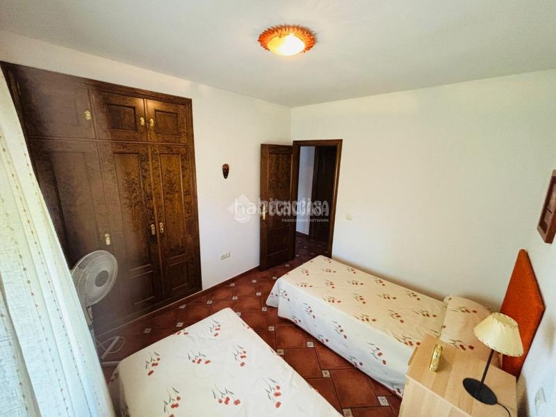 Foto b22a60ab-7741-42f7-adc1-c7edb5814c99. Casa amb calefacció a Escalona