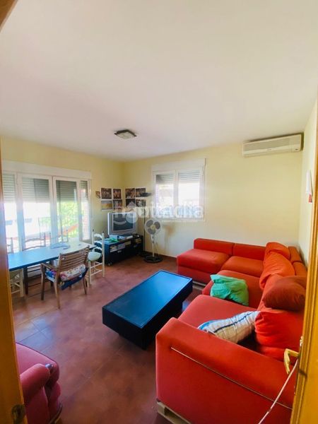 Foto afff1bb2-2e70-4a43-8755-a9119fef44c5. Casa a Escalona